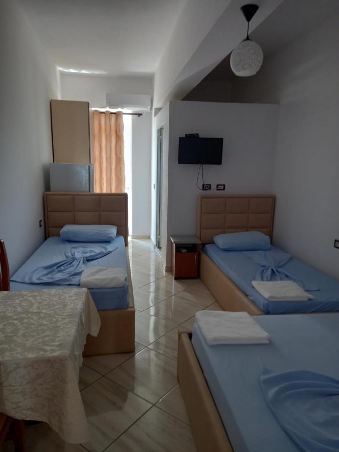 Bar Restorant Hotel Altini Wlora Zewnętrze zdjęcie
